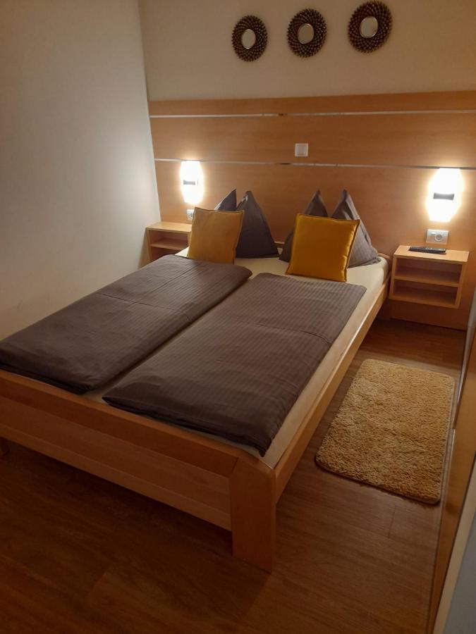 Apartmani Lotus Vrdnik Exterior foto
