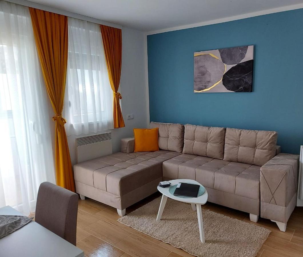 Apartmani Lotus Vrdnik Exterior foto
